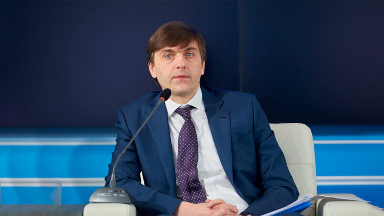 В РФ не рассматривают вопрос о переносе учебного года в приграничных с Украиной районах