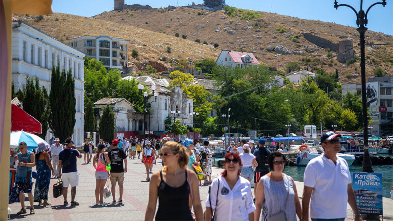 В Крыму с 6 июня отменят обязательное ношение масок