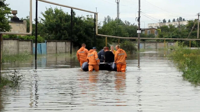 Поселок под Симферополем затопило из-за ливней