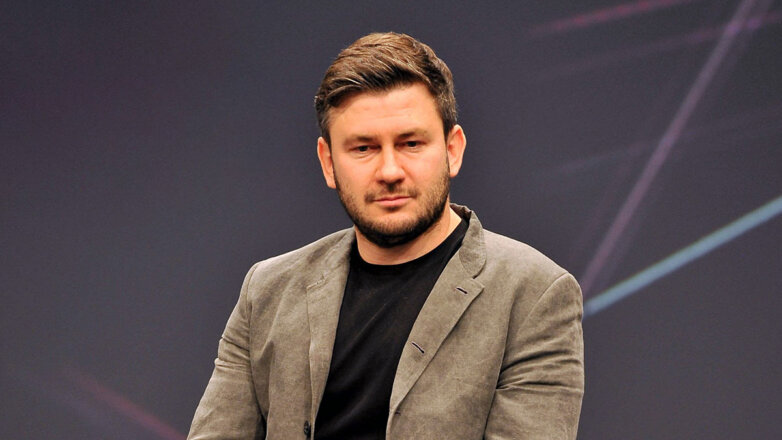 Писателя Дмитрия Глуховского объявили в розыск