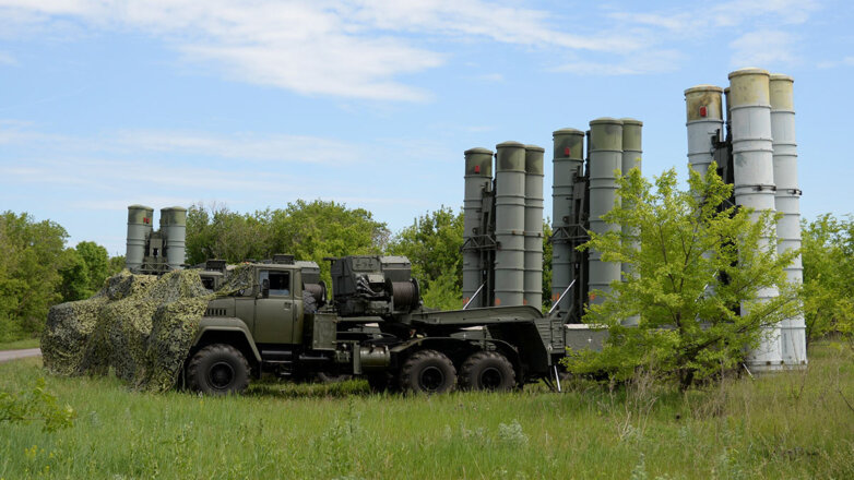 СМИ: Греция опровергла обвинения Турции в задействовании С-300 против ее F-16