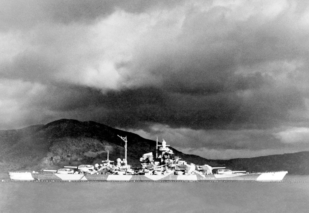 Немецкий линкор "Тирпиц"