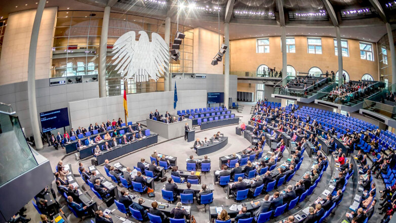 В ФРГ раскритиковали украинского посла Мельника за слова о Бандере