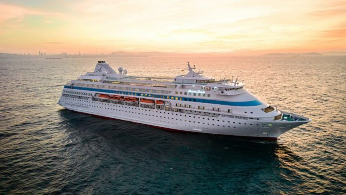 Лайнер Astoria Grande