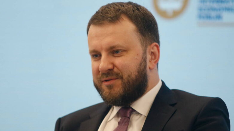 Орешкин заявил, что маховик российской экономики раскручивается