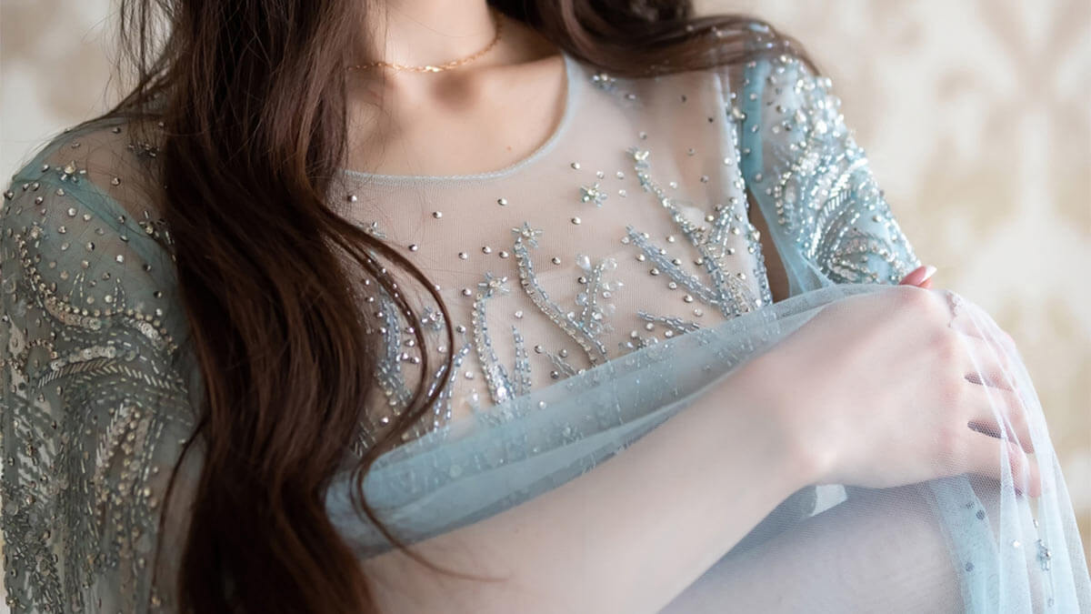 Платье со стразами