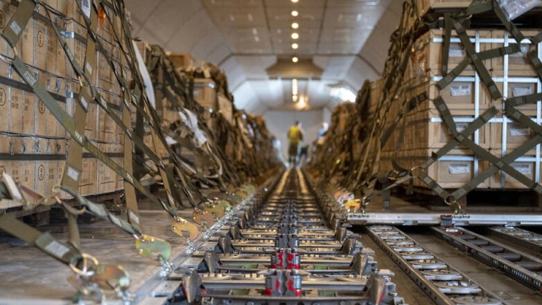 Новых конгрессменов призвали прекратить финансирование Украины