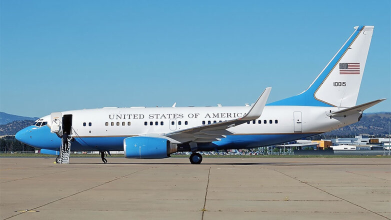 Вылетевший с Гавайских островов спецборт ВВС США направляется в сторону Азии