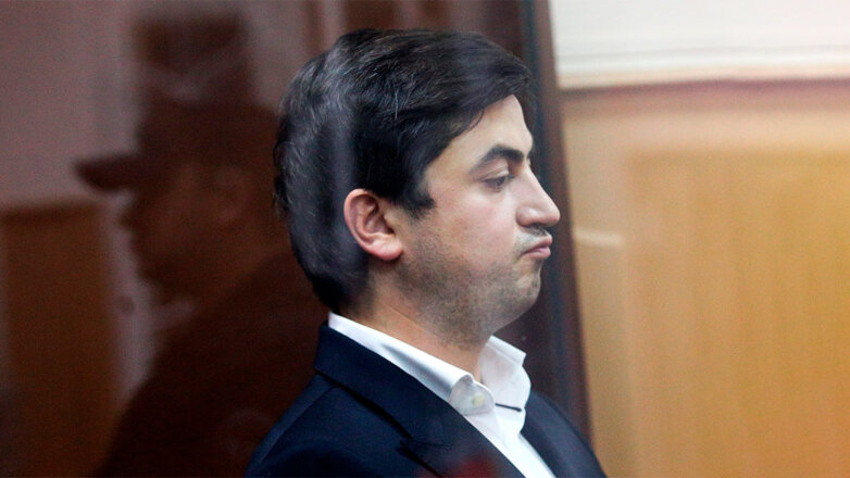 Бывший топ-менеджер "Аэрофлота" получил 7 лет колонии за многомиллионные хищения