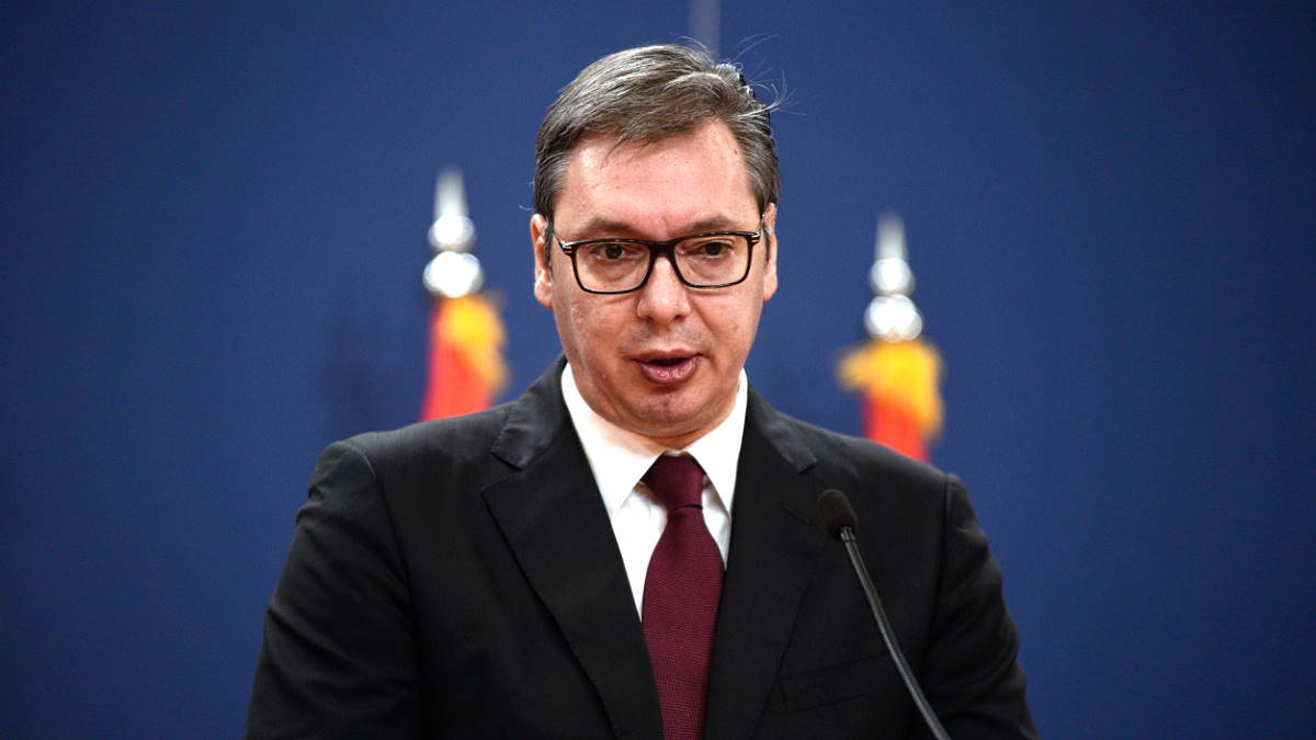 Вучич анонсировал совместные военные учения Сербии с НАТО