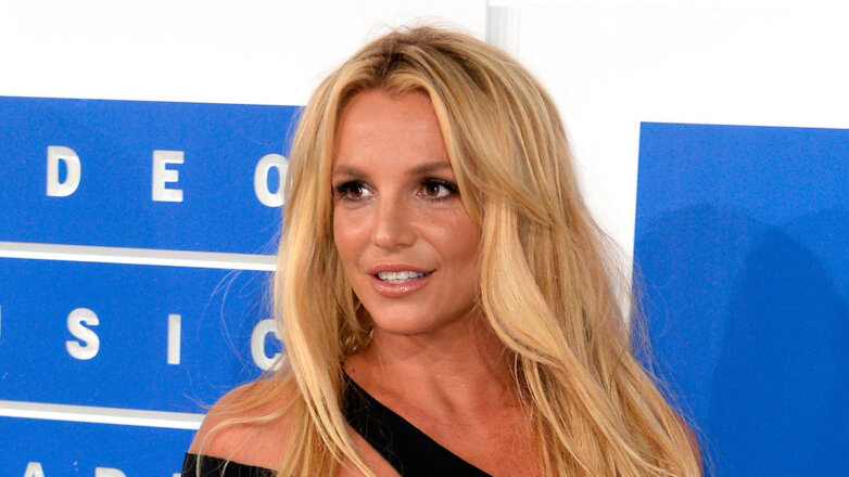 Бритни Спирс наняла человека, который будет следить за ее здоровьем