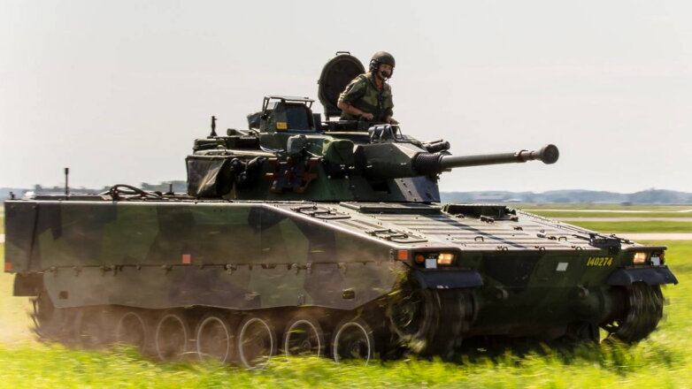 Чехия и Словакия совместно закупят БМП в Швеции