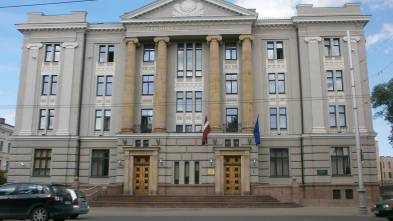 МВД Латвии готовится к протестам жителей против сноса памятника освободителям Риги