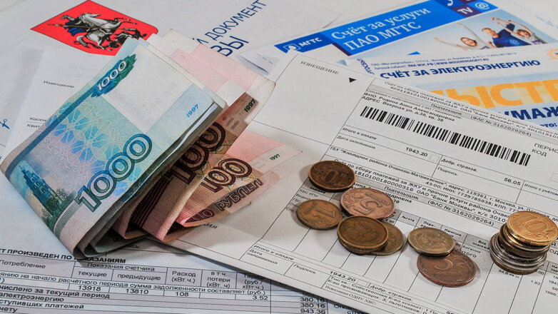 Минстрой предложил списать части россиян долги за ЖКХ