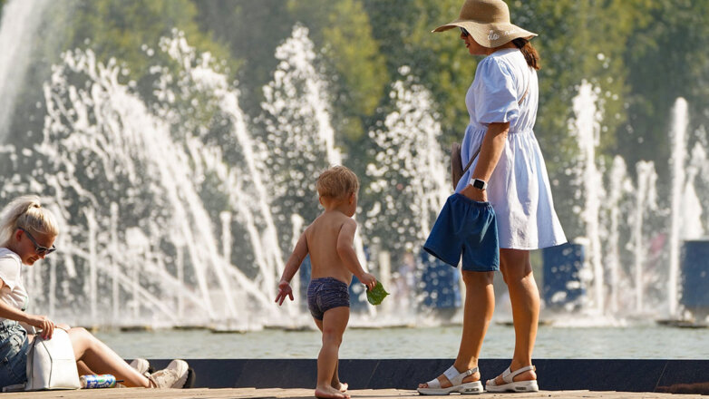 Жителям ряда регионов РФ пообещали аномально теплый июнь