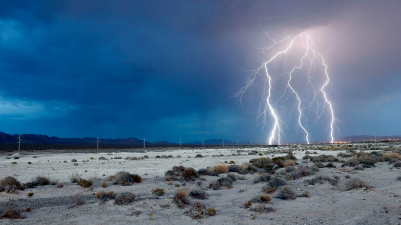 Ученые из России и ОАЭ работают над технологией вызова дождя в засуху