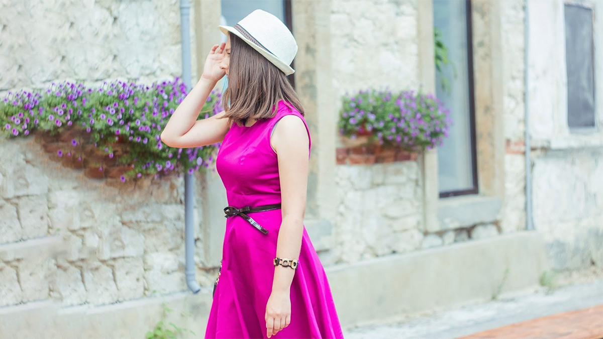 Платье в цвет фуксии