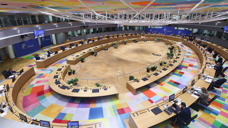 ТАСС: Совет ЕС примет решение по визовым ограничениям для россиян 9 сентября