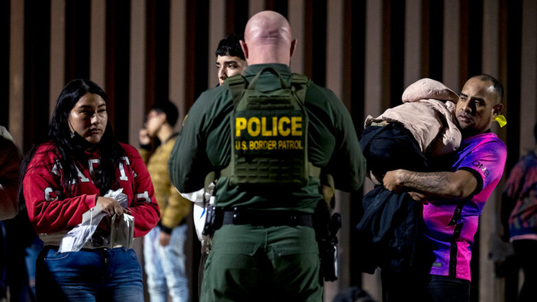 Внештатная ситуация: американские штаты ссорятся из-за нелегалов