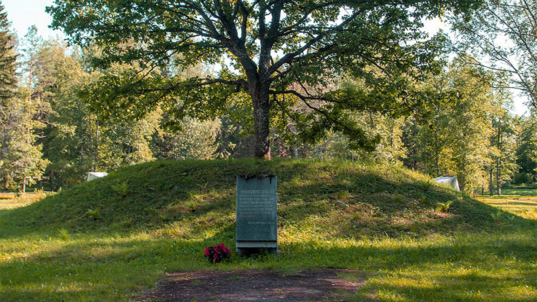 В Латвии повредили часть "Кургана Дружбы", расположенного на границе 3 стран