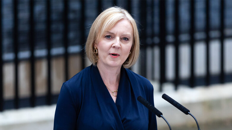 The Times: Трасс выставили счет за пропавшие из резиденции главы МИД тапочки и халаты