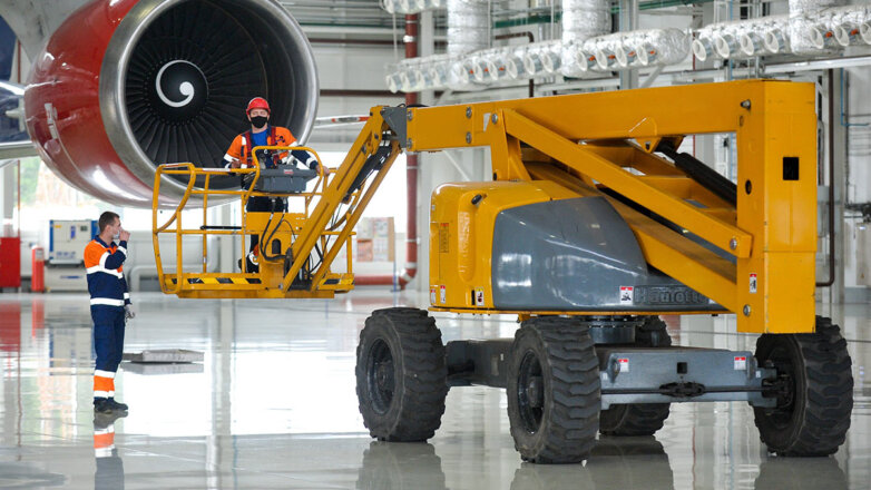 Минтранс России предлагает ремонтировать самолеты неоригинальными запчастями