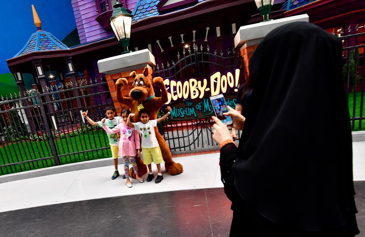 Парк Warner Bros. World Abu Dhabi