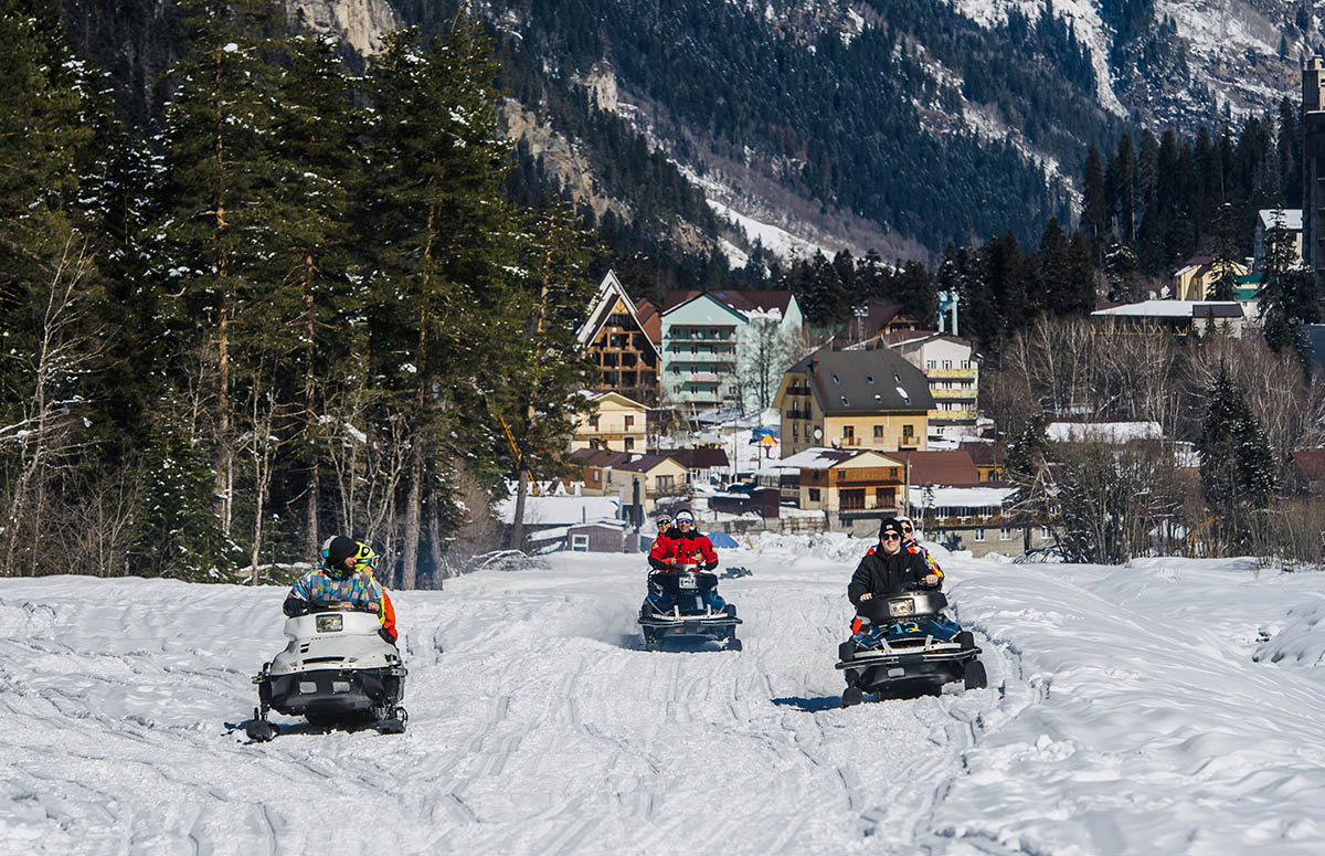 Отдых на горнолыжном курорте Домбай