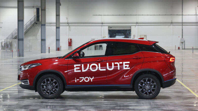 Российский Evolute начал производство электрокроссоверов i-Joy