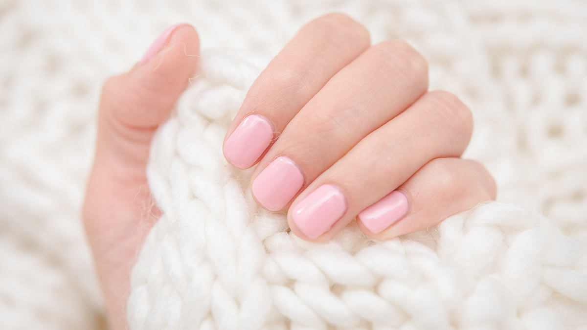 Ногти розового оттенка