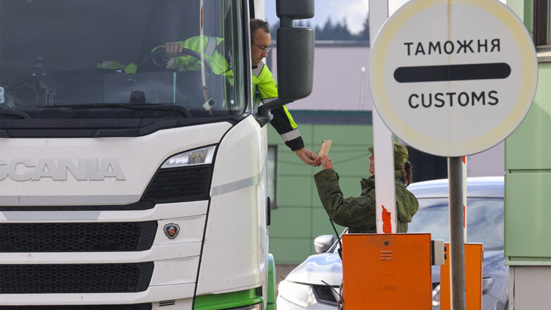 16 пунктов пропуска будут реконструированы на сухопутных границах России