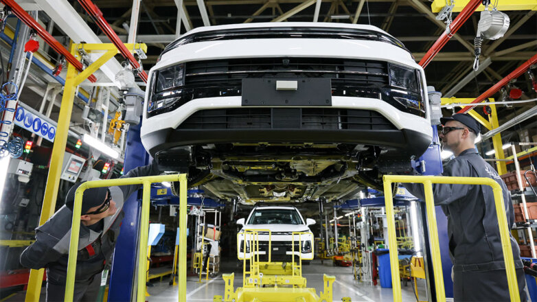 Назван первый крупный покупатель автомобилей "Москвич"