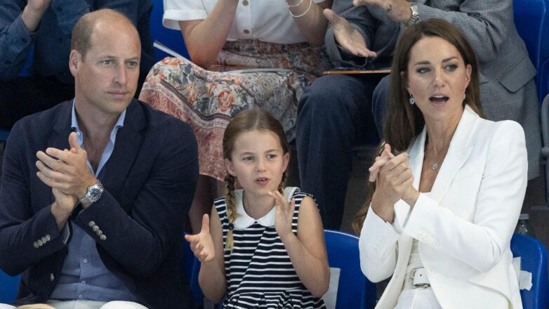 Daily Mail: Карл III захотел присвоить титул своей внучке в обход брата