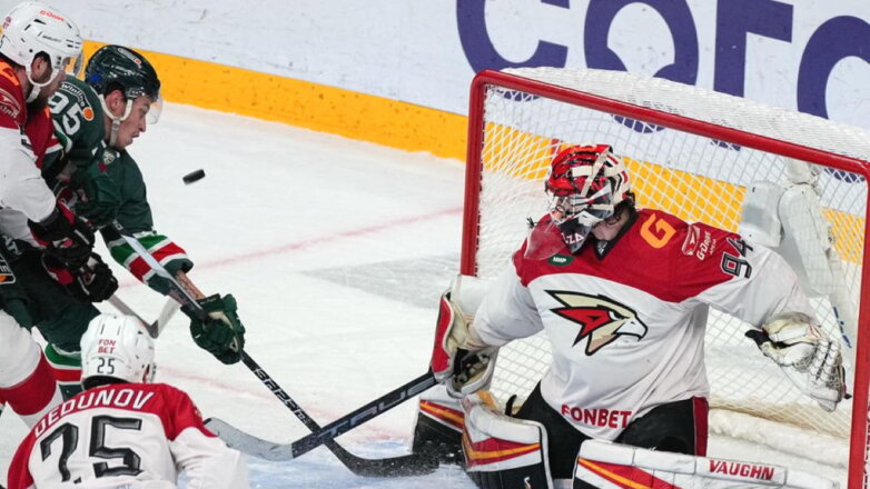 "Авангард" обыграл "Ак Барс" и одержал седьмую подряд победу в КХЛ