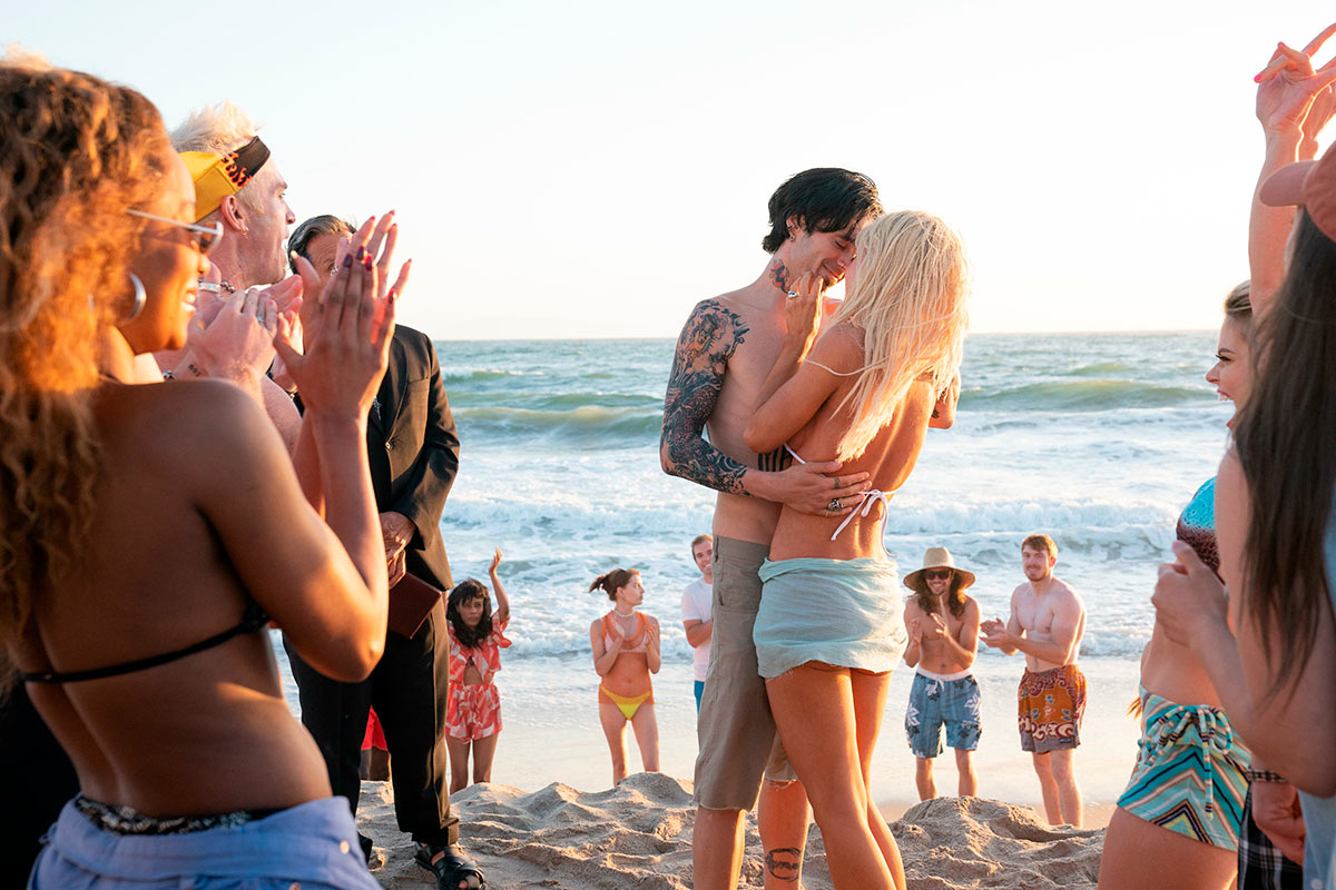 Кадр из сериала "Пэм и Томми"