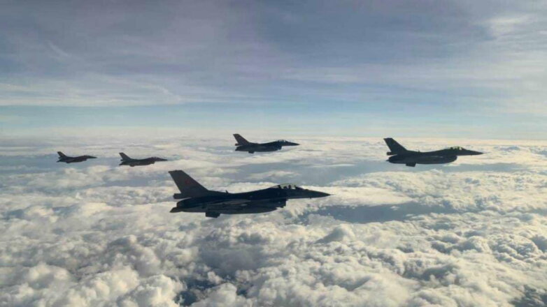 Турция вновь нанесла удары по объектам РПК в Ираке и Сирии