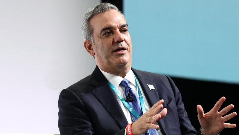 Президент Доминиканы призвал США помочь соседним странам