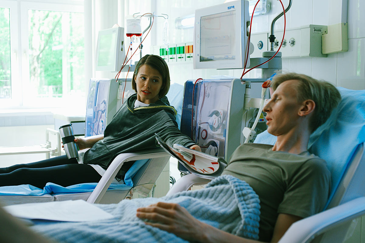 Кадр из сериала "Почка"