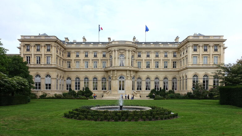 МИД Франции отказался комментировать инцидент с журналистами из РФ в Нью-Дели