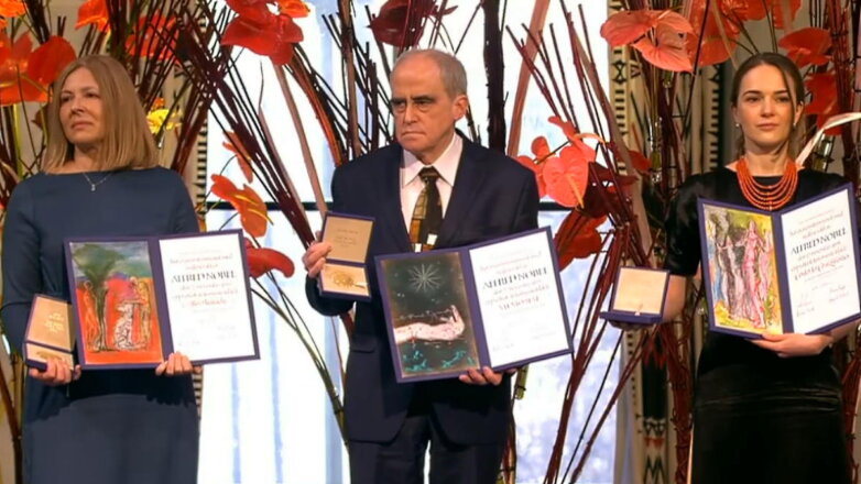 Нобелевскую премию мира за 2022 год вручили "Мемориалу" и Центру гражданских свобод