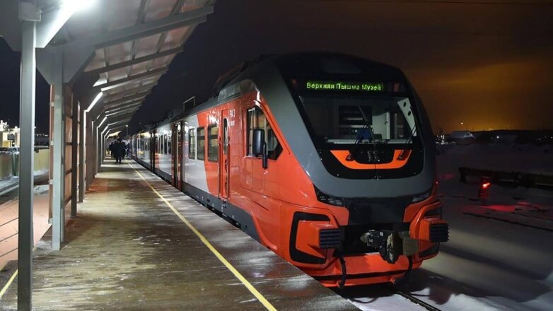 Между Екатеринбургом и Верхней Пышмой запущен рельсовый автобус "Орлан"
