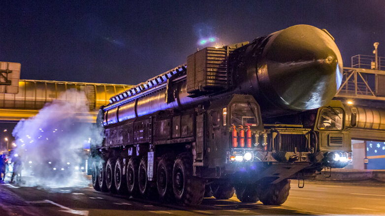 На дежурство в центре России поставили еще одну МБР "Ярс"