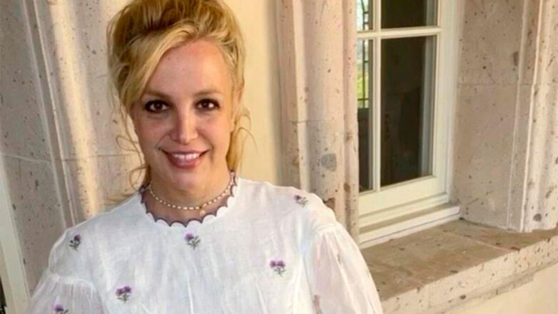 TMZ: Бритни Спирс хочет продать дом, купленный в июне за $11,8 миллиона