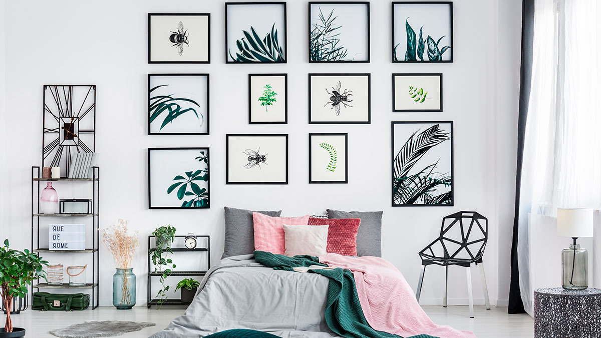 Декорируйте пустые стены