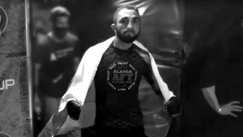 Российского бойца ММА обнаружили мертвым в поезде