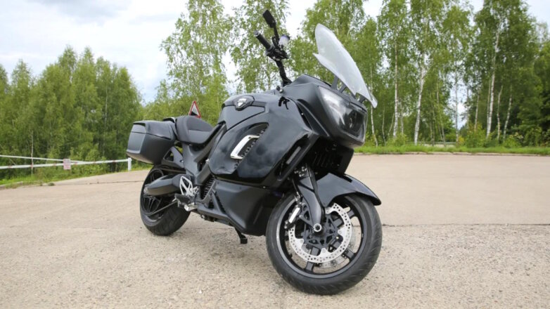 Мотоциклы Aurus Merlon получат гражданскую версию