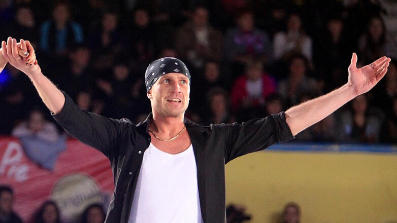 РИА Новости: олимпийскому чемпиону Костомарову стало хуже, его пневмония прогрессирует