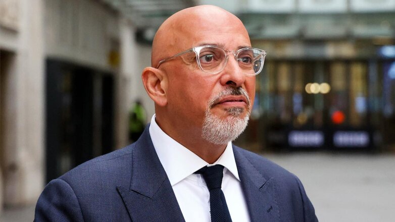 Британский премьер снял с поста лидера консерваторов