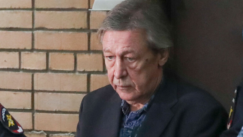 СМИ: Ефремов мог отозвать просьбу о досрочном освобождении из-за плохой характеристики