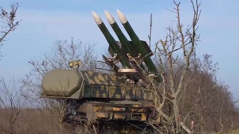 Минобороны: российские военные поразили 11 беспилотников в зоне СВО